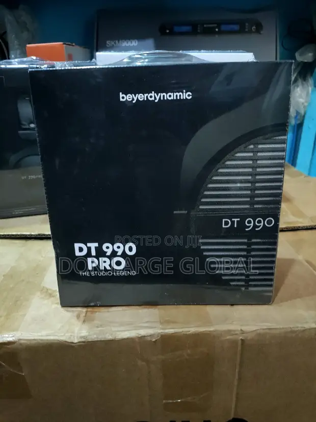 Beyerdynamic Dt990 PRO Headphones 250ohms