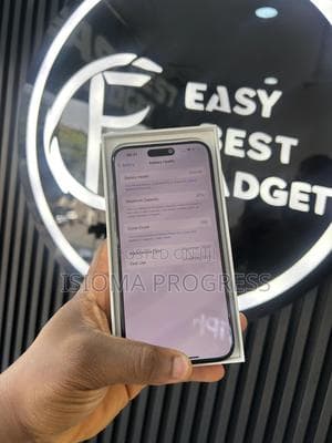 New Apple iPhone 15 Pro Max 256 GB Black