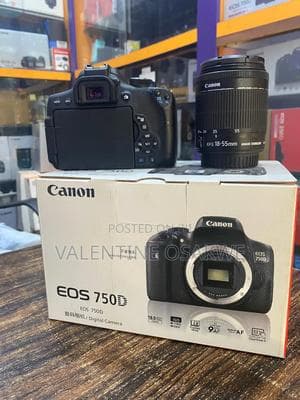 Canon 750D With Lens 18-55