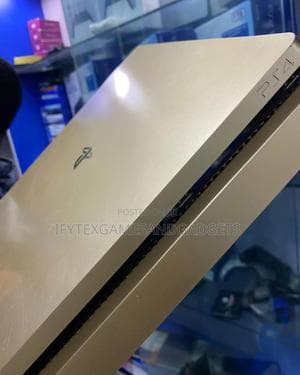 Clean London Used Playstation 4 Slim With One Quality Pad