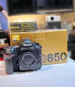 Nikon D850