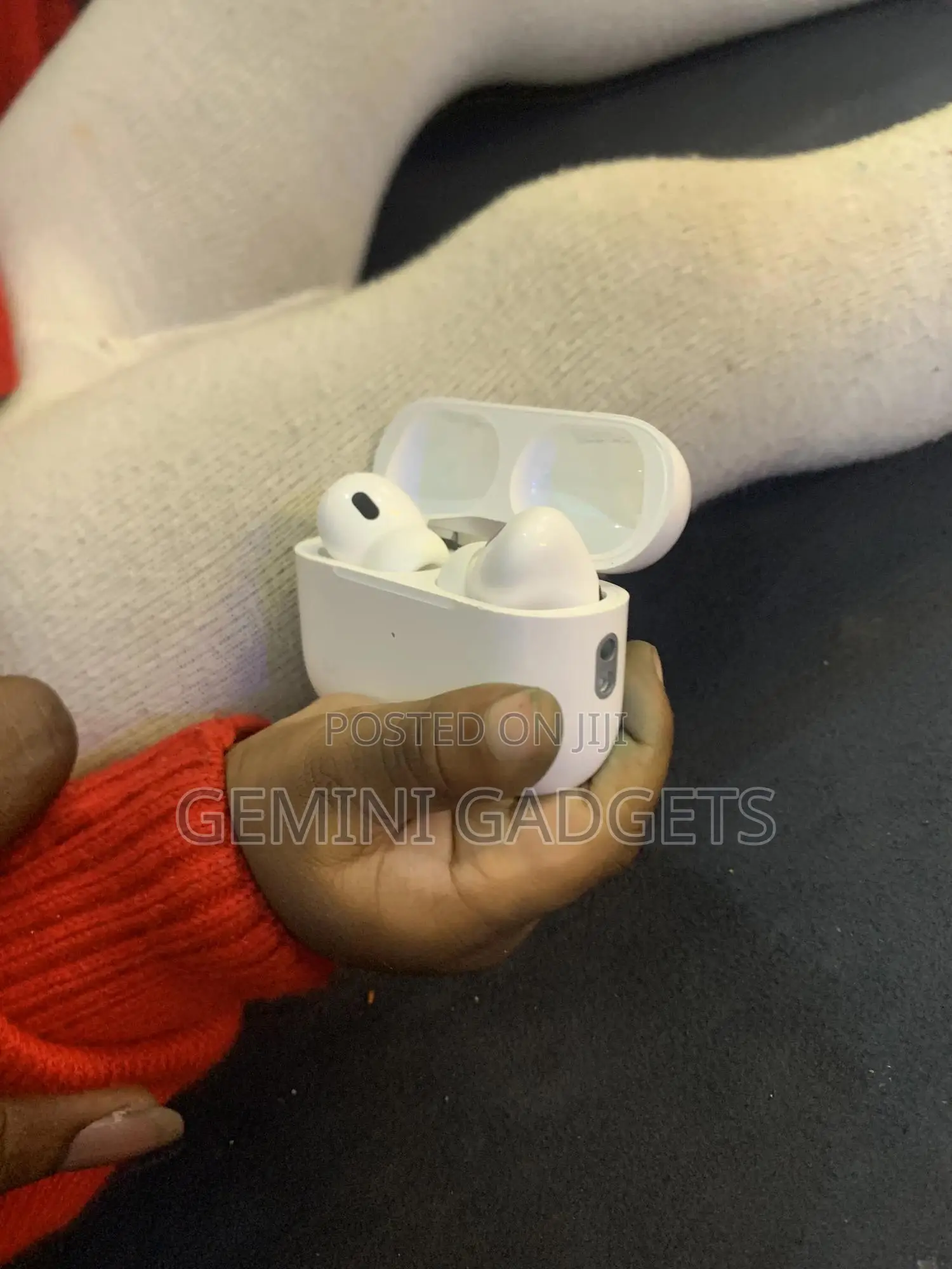 Uk Used Original Airpod Pro 2 _Very Neat