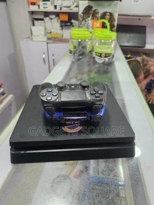 Used Playstation 4 Slim