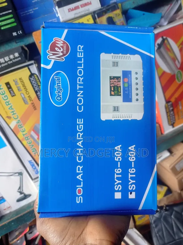 MPPT Solar Charge Controller (High Efficiency)