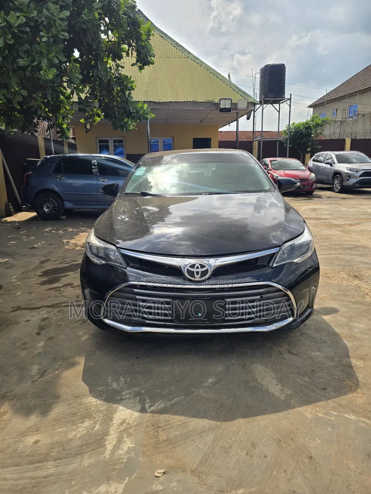2013 Toyota Avalon Limited Sedan FWD (3.5L 6cyl 6A) - Image 1