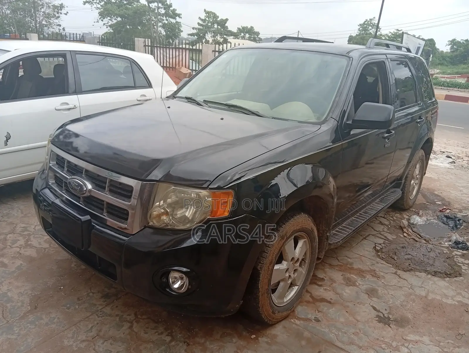 2010 Ford Escape - Image 1