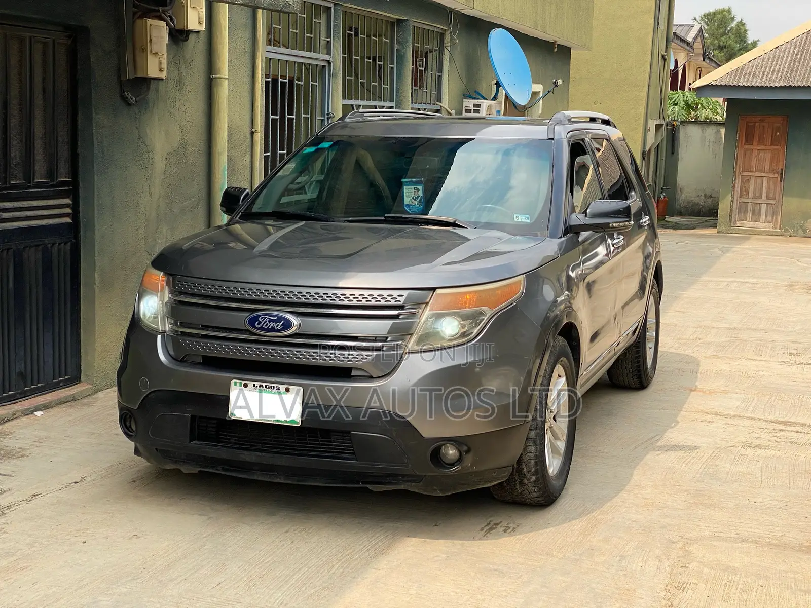 2013 Ford Explorer XLT 4dr 4x4 (3.5L 6cyl 6A)