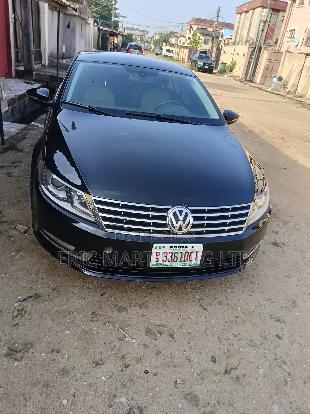 2015 Volkswagen Passat - Image 1
