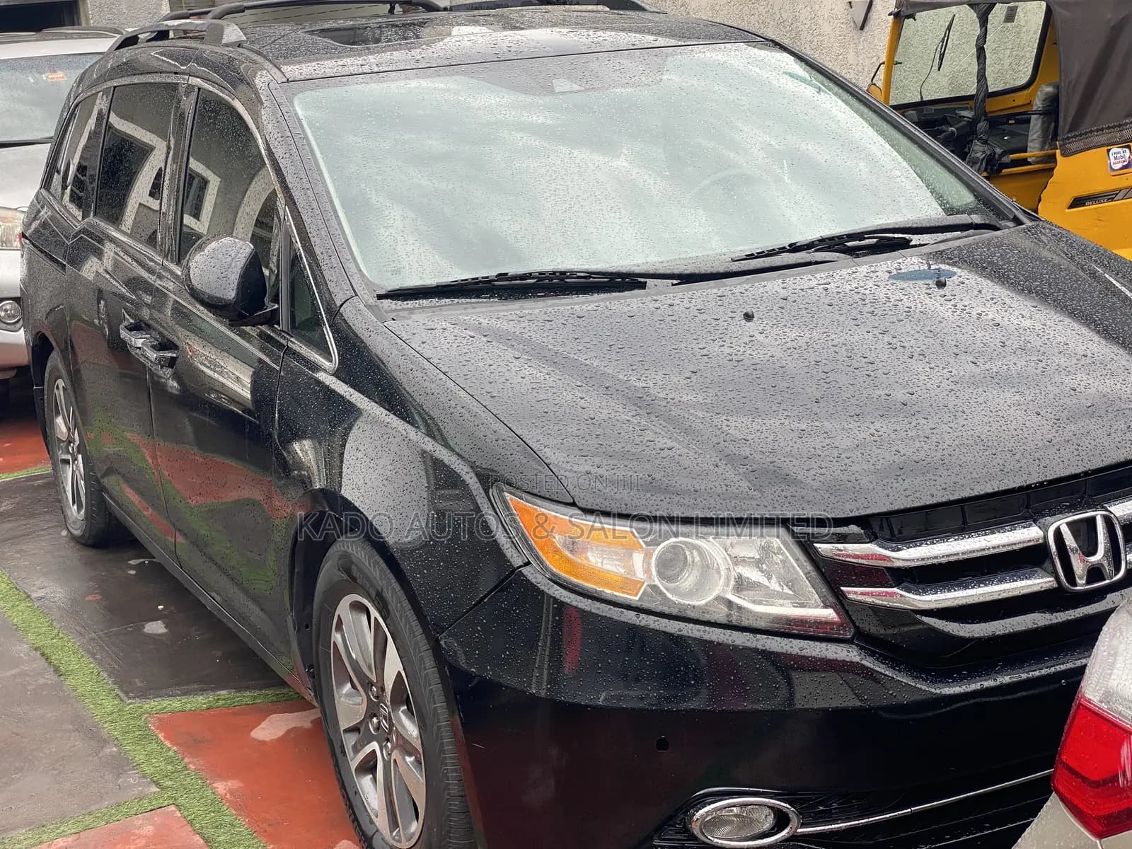 2014 Honda Odyssey - Image 1