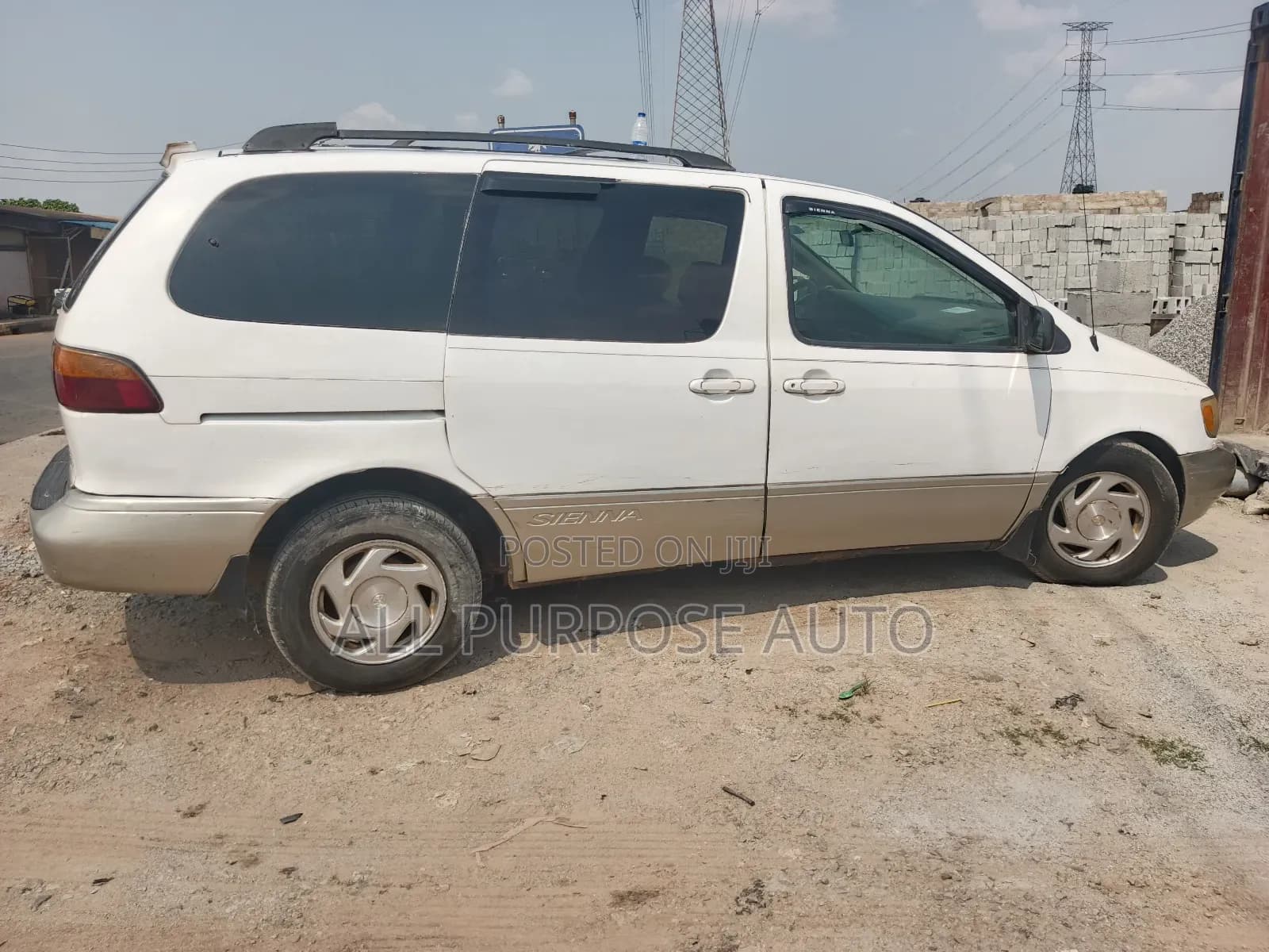 1999 Toyota Sienna XLE