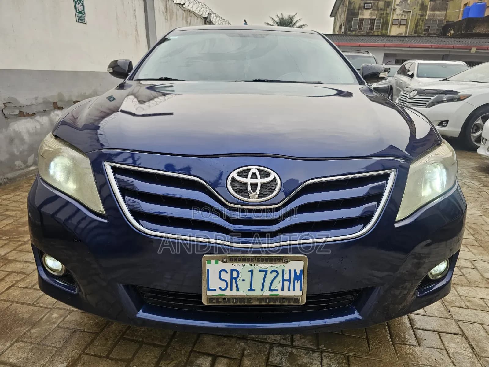 2010 Toyota Camry LE 4dr Sedan (2.5L 4cyl 6AM)