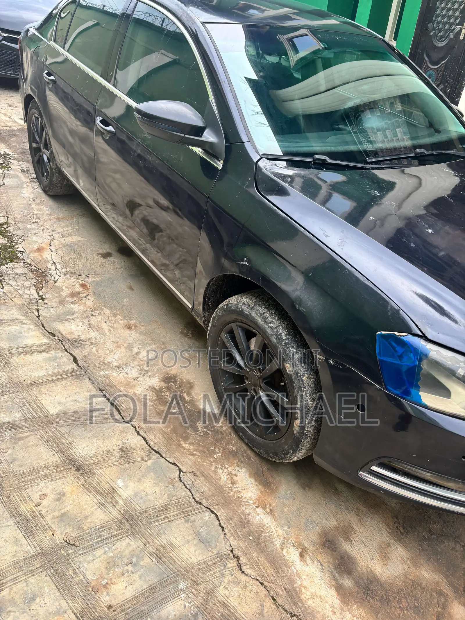 2012 Volkswagen Passat - Image 1