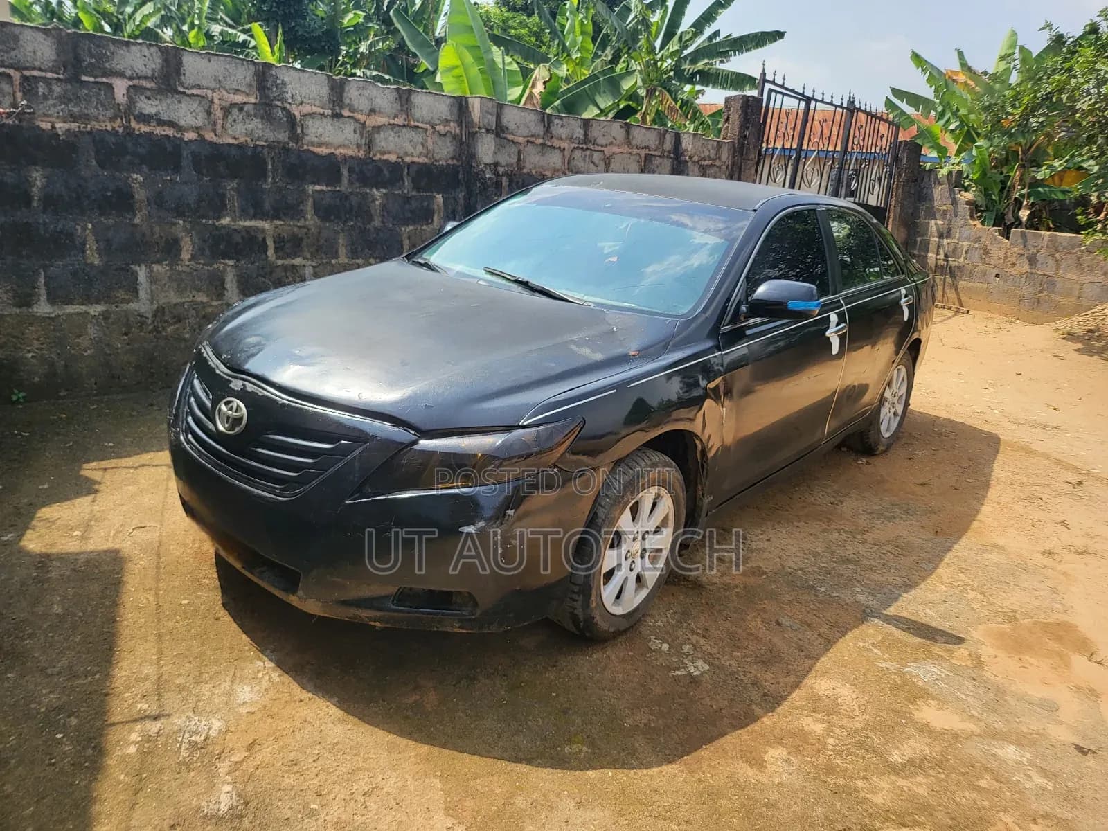 2007 Toyota Camry LE 4dr Sedan (2.4L 4cyl 5A) - Image 1