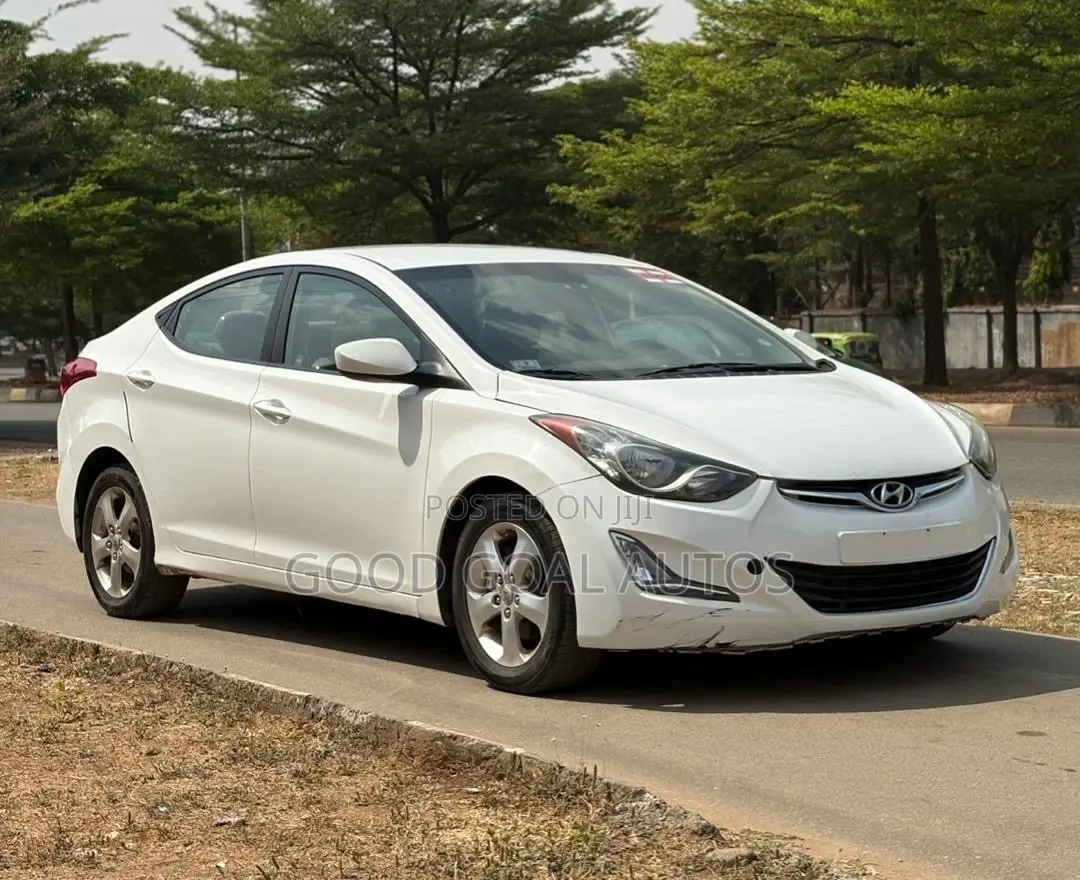 2010 Hyundai Elantra - Image 1