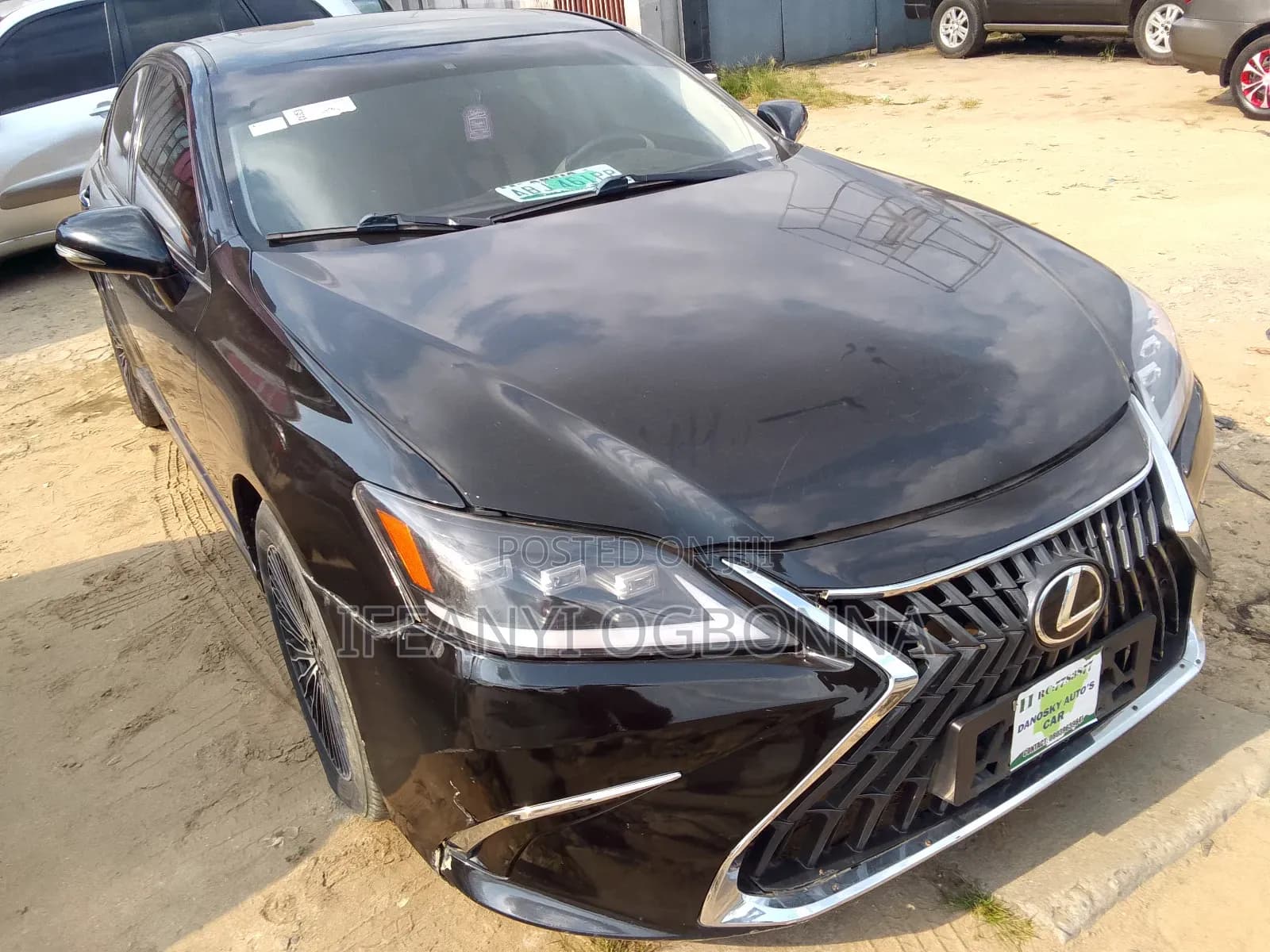 2014 Lexus Es - Image 1