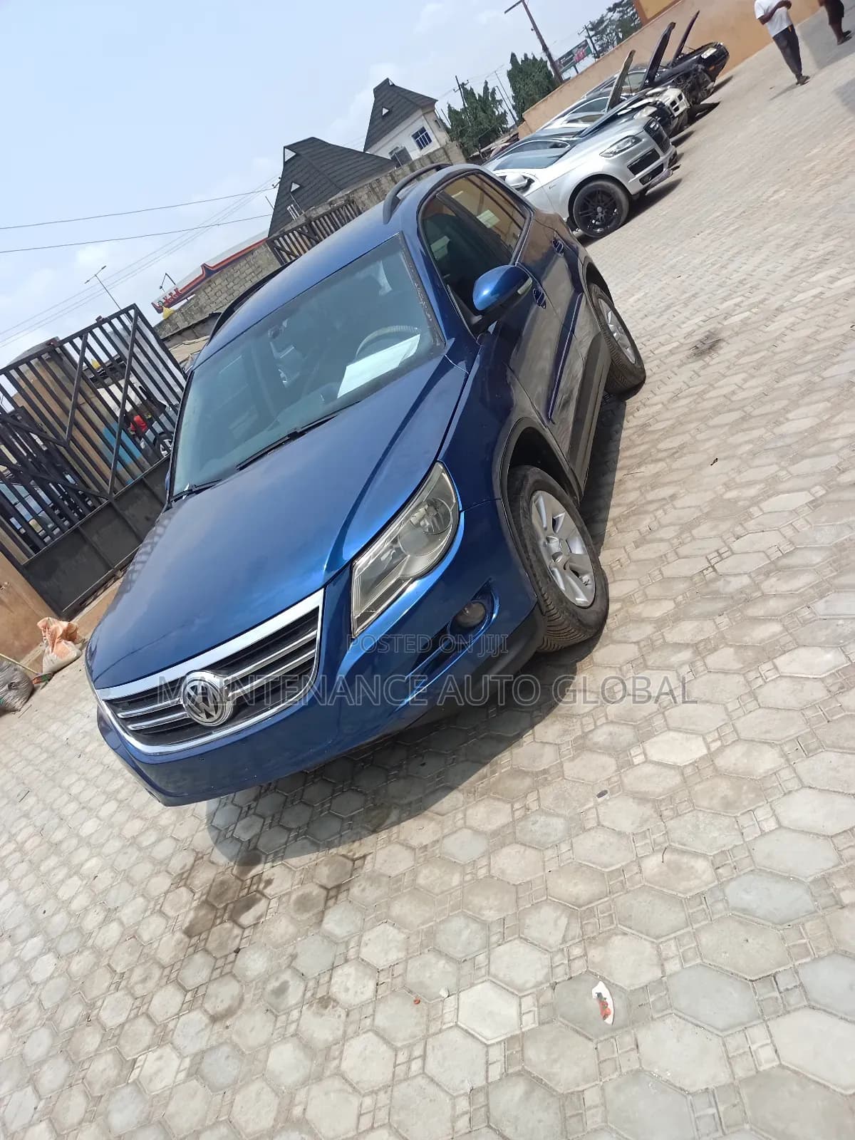 2011 Volkswagen Tiguan SE 4Motion