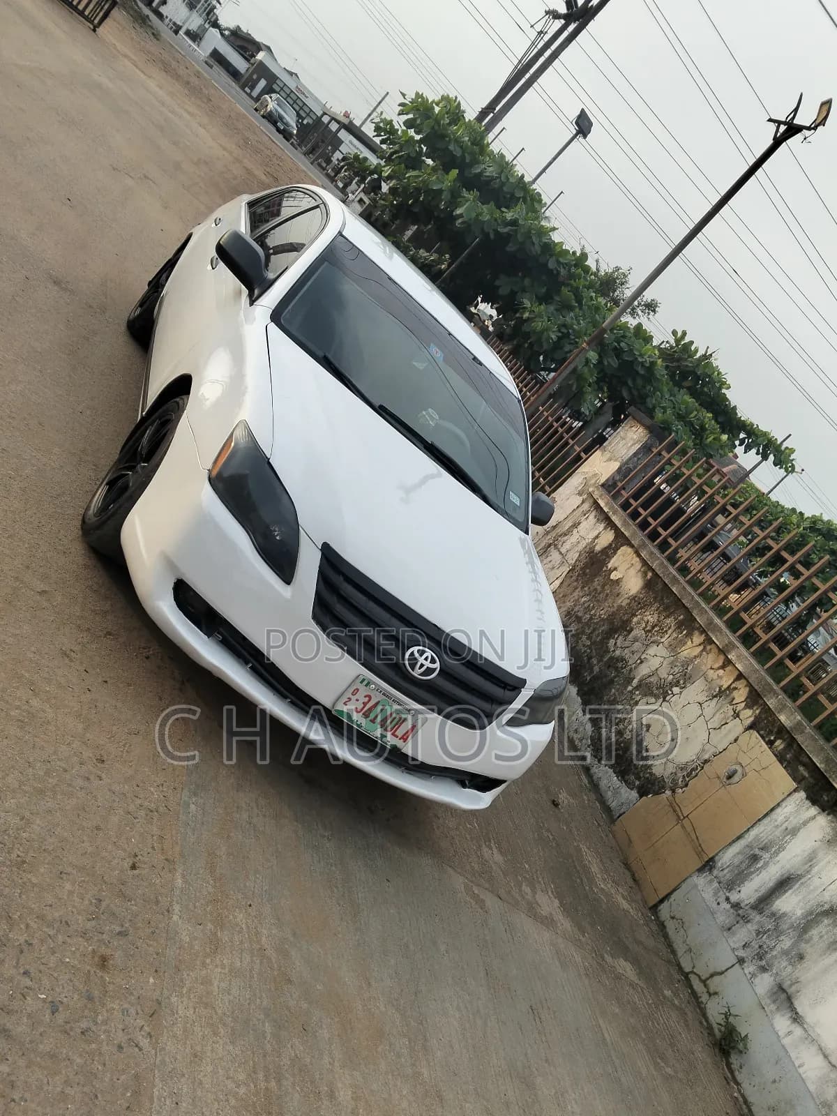 2008 Toyota Avalon Limited Sedan FWD (3.5L 6cyl 6A) - Image 1