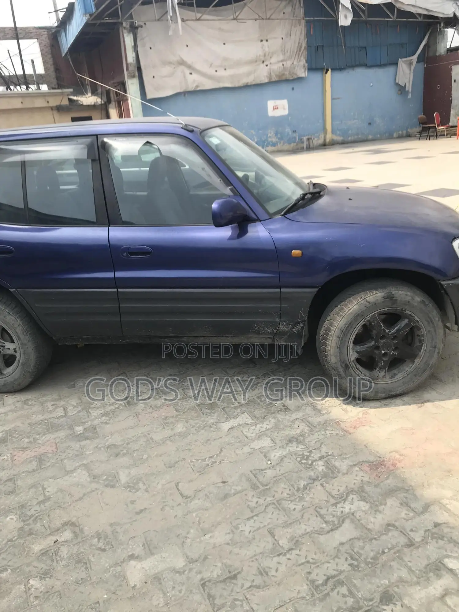 2000 Toyota Rav4 Automatic - Image 1